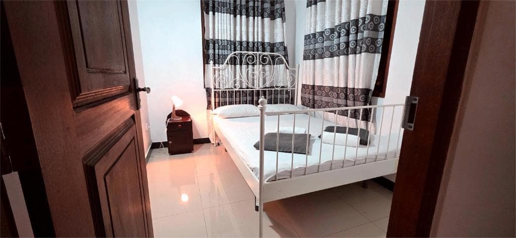 Deluxe Suite Balcony Door