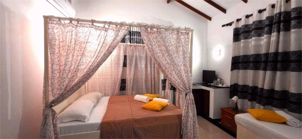 Comfort Linens & Decor
